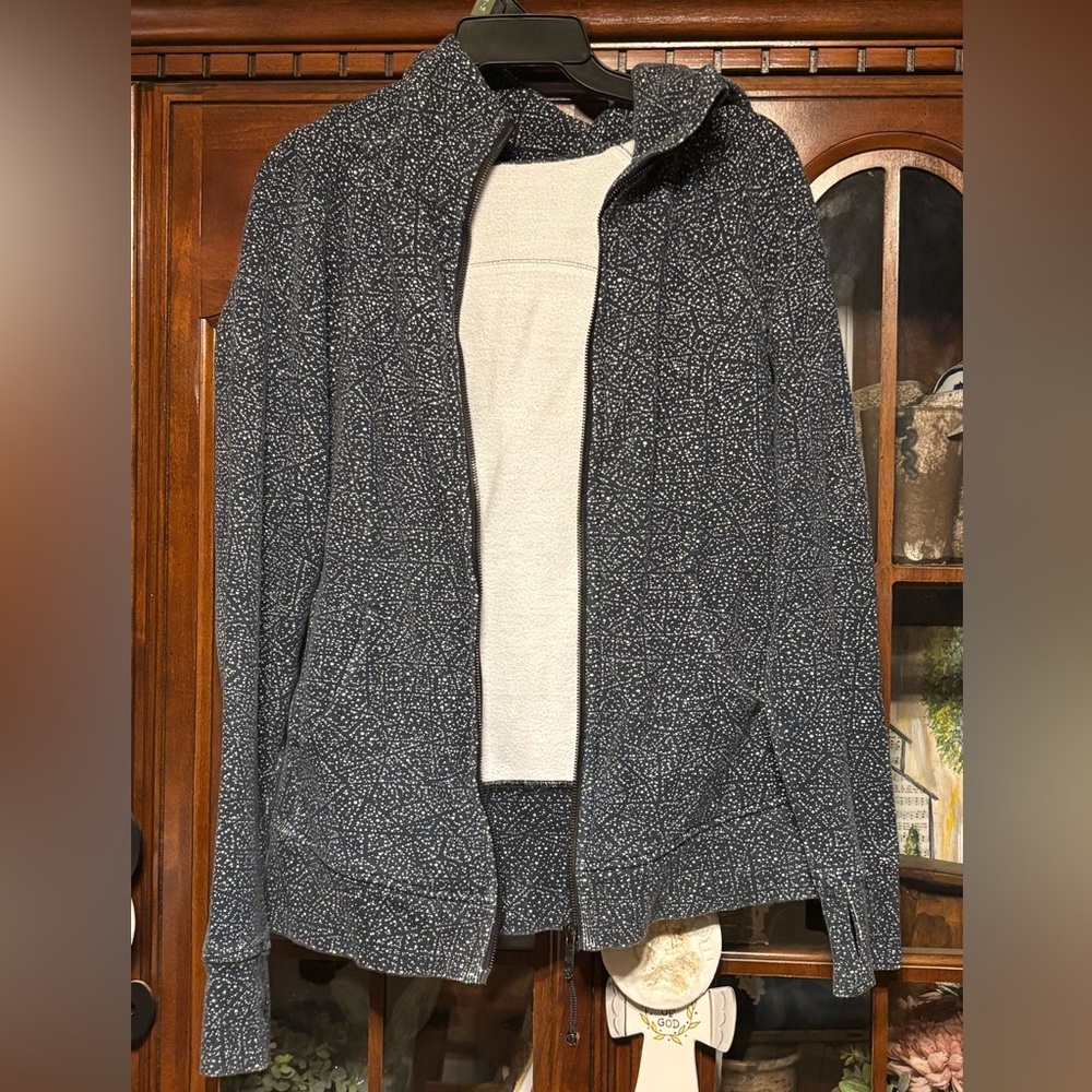 Lululemon Scuba zip up jacket Size